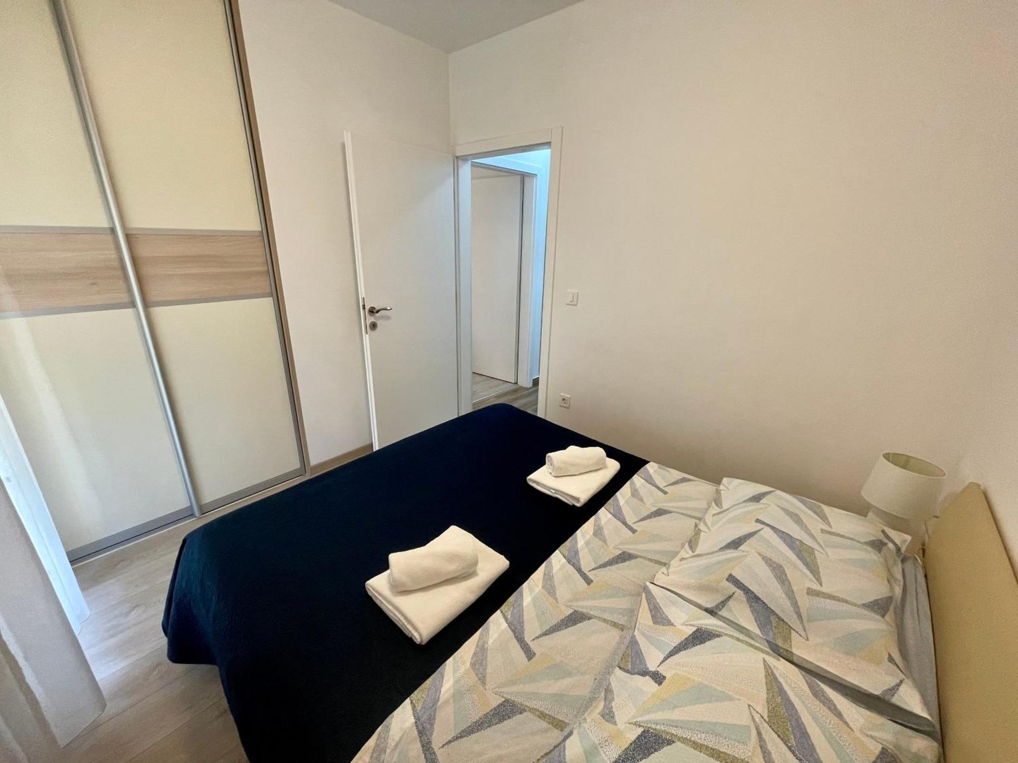 Apartments Dona Cres Eksteriør billede