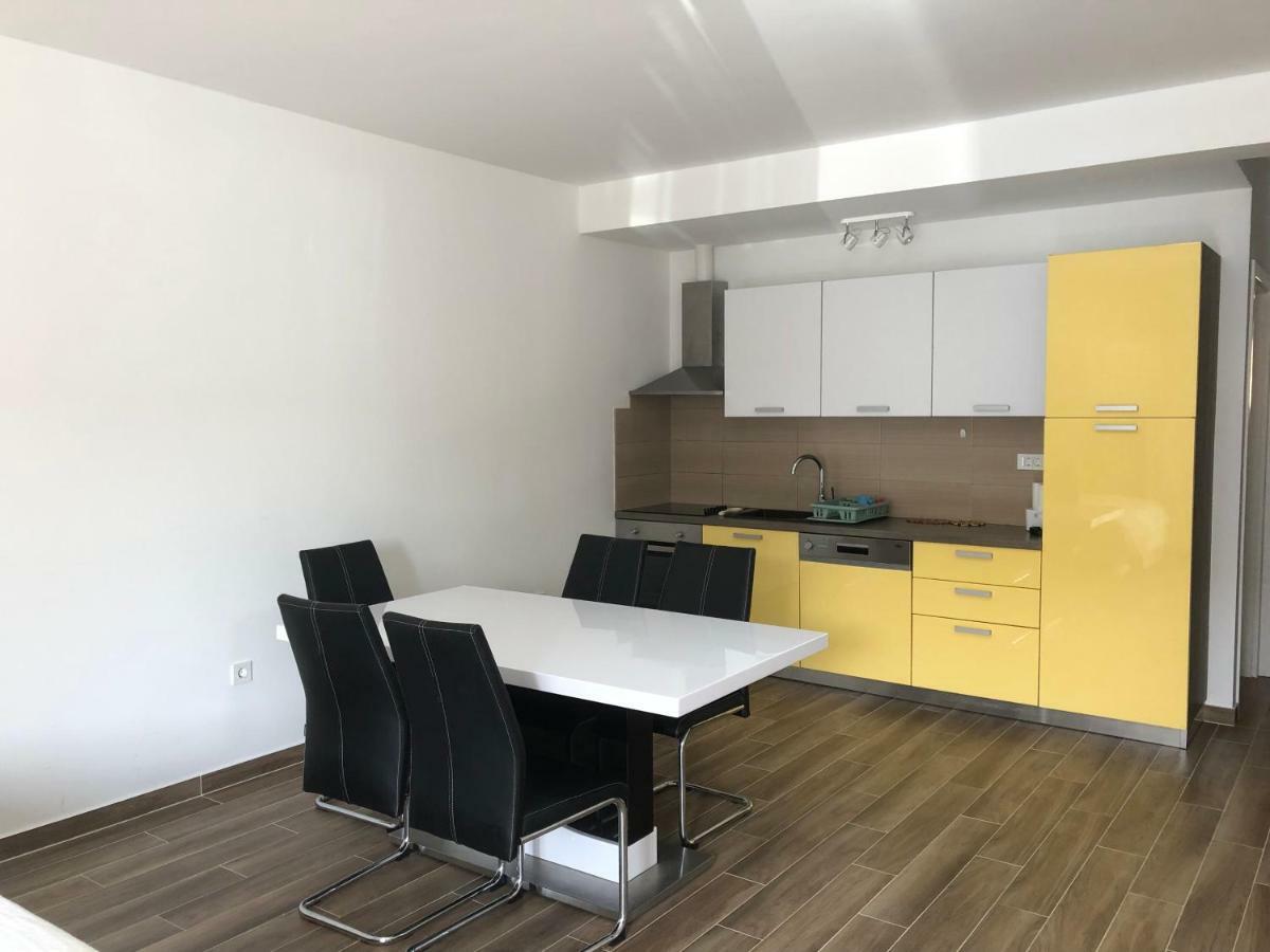 Apartments Dona Cres Eksteriør billede