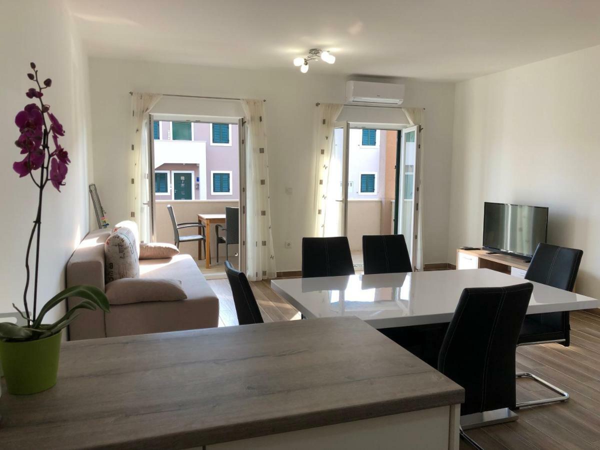 Apartments Dona Cres Eksteriør billede